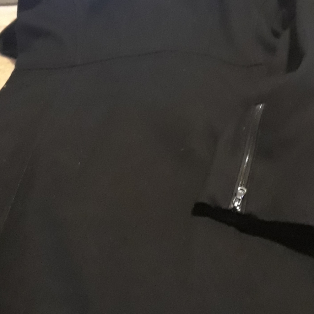 Coat - Picture 4 of 4